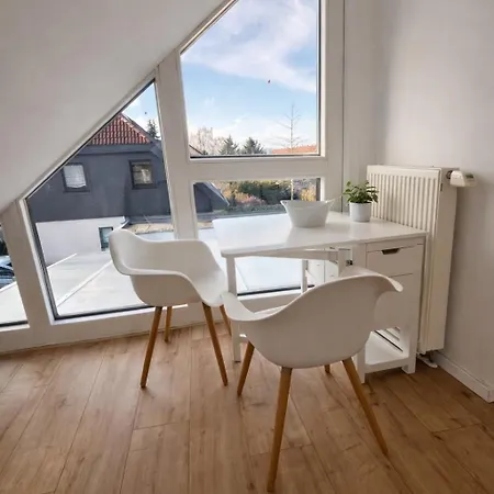 Bei Leipzig Mit Balkon & Parkplatz * Krostitz
