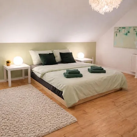 Appartement Bei Leipzig Mit Balkon & Parkplatz *